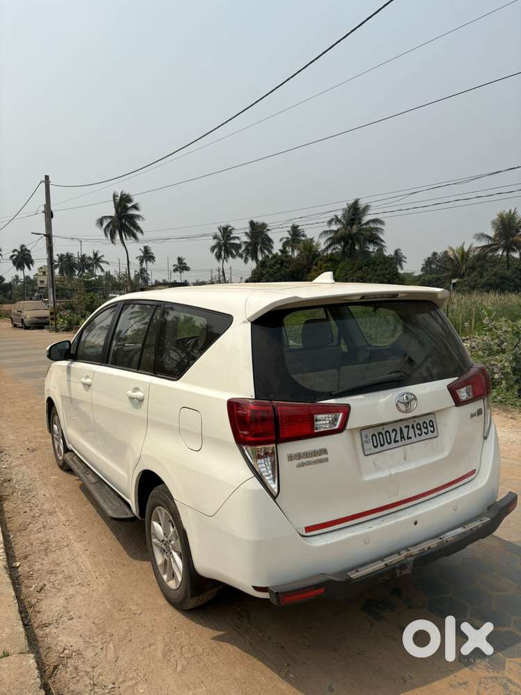 Toyota Innova Crysta 2.4 G Mt 8s, 2019, Diesel