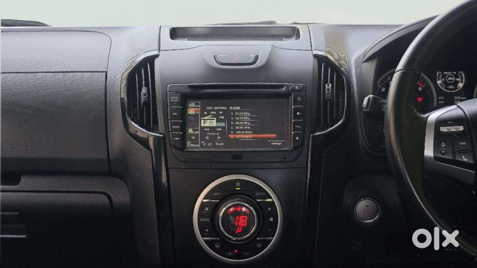 Isuzu V-cross Z 4x4 Mt, 2022, Diesel