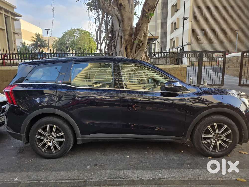 Mahindra Xuv700 2022- Corporate Owned. Showroom Condition