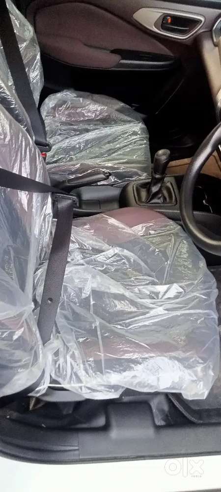 Maruti Suzuki Fronx 2026 Petrol 1800 Km Driven