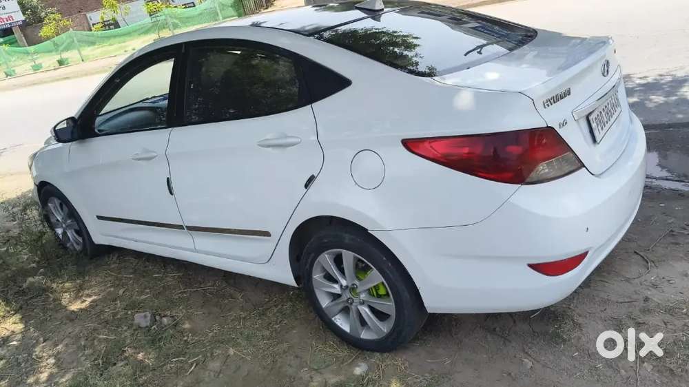 Hyundai Verna 2012 Diesel 15000 Km Driven