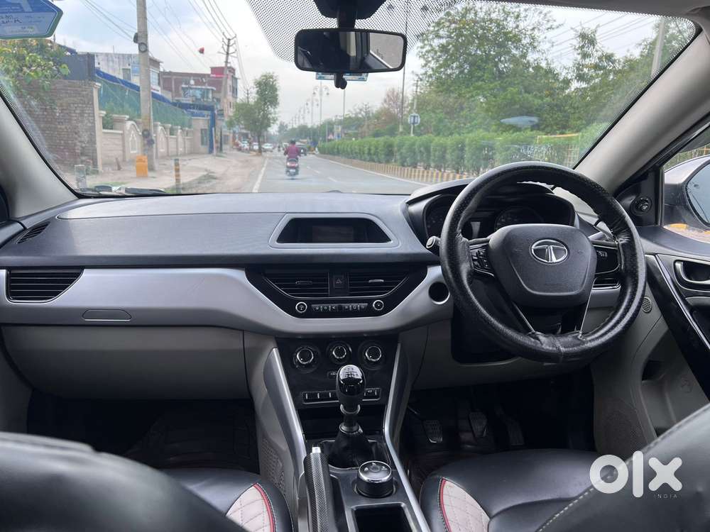 Tata Nexon 1.2 Revotron Xm (s), 2019, Petrol