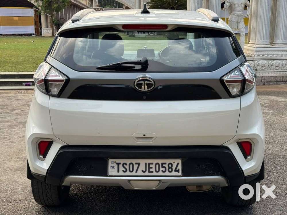 Tata Nexon 1.2 Revotron Xz Plus, 2022, Petrol