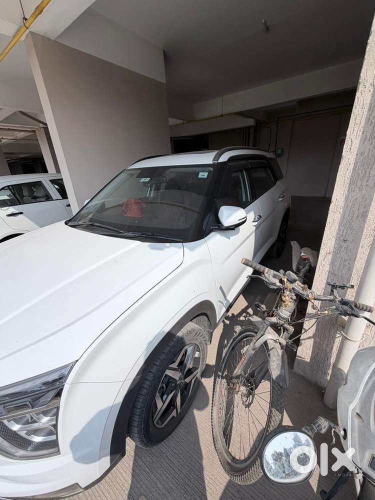 Hyundai Alcazar 2024 Diesel Well Maintained