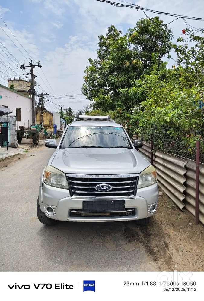 Ford Endeavour 2.5 Diesel 2011