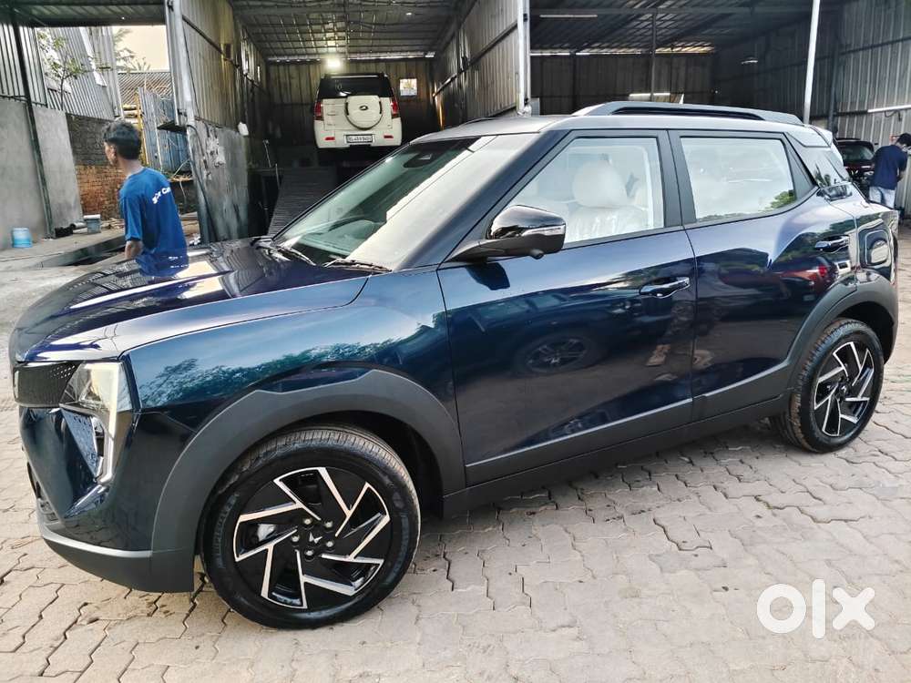 Mahindra Xuv 3xo Ax7 Diesel Mt, 2024, Diesel