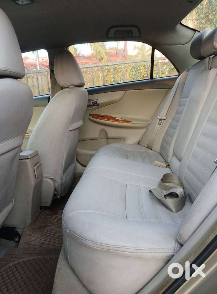 Toyota Corolla Altis 2010-2013 Vl, 2010, Petrol