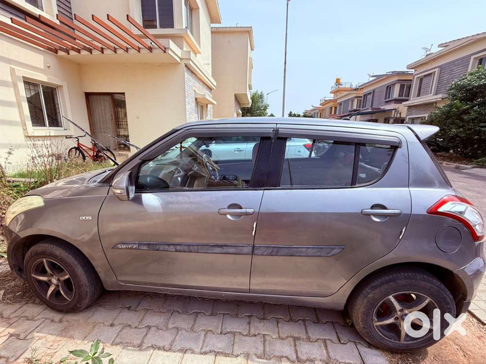 Maruti Suzuki Swift Vdi Diesel 2013  Well Maintained