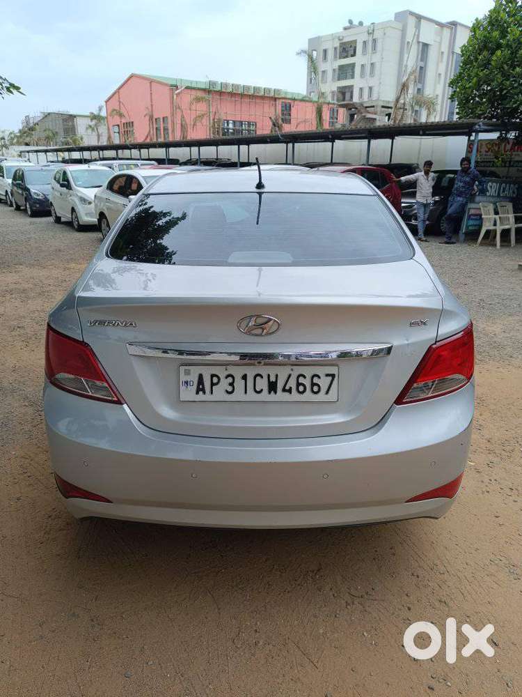 Hyundai Verna 1.6 Sx Crdi, 2015, Diesel