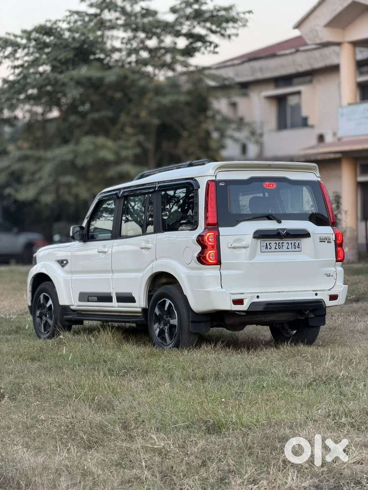 Mahindra Scorpio Classic 2.2 S 11 Mt 7 Str, 2023, Diesel