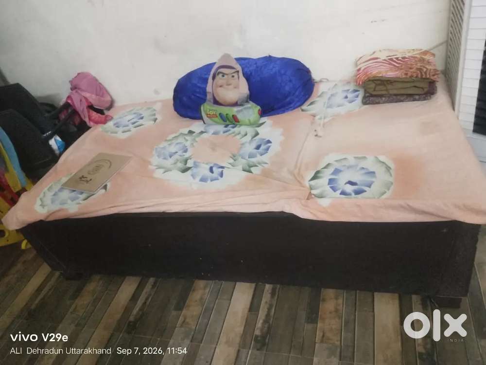 1 doble bed and 1 single bed