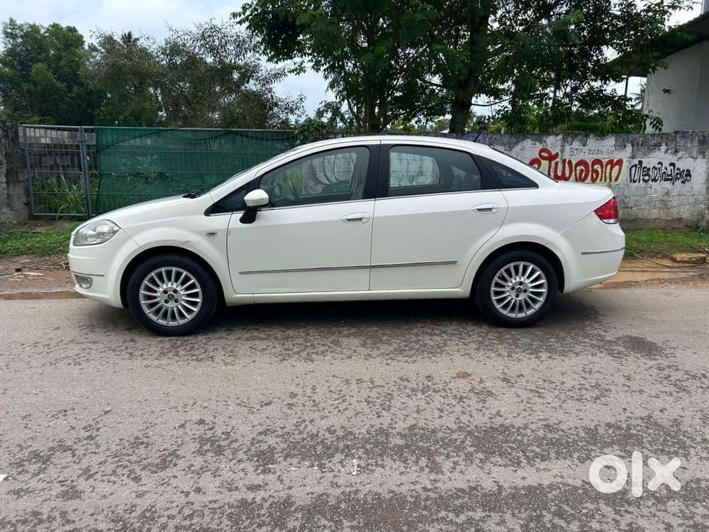 Fiat Car Petrol 2011