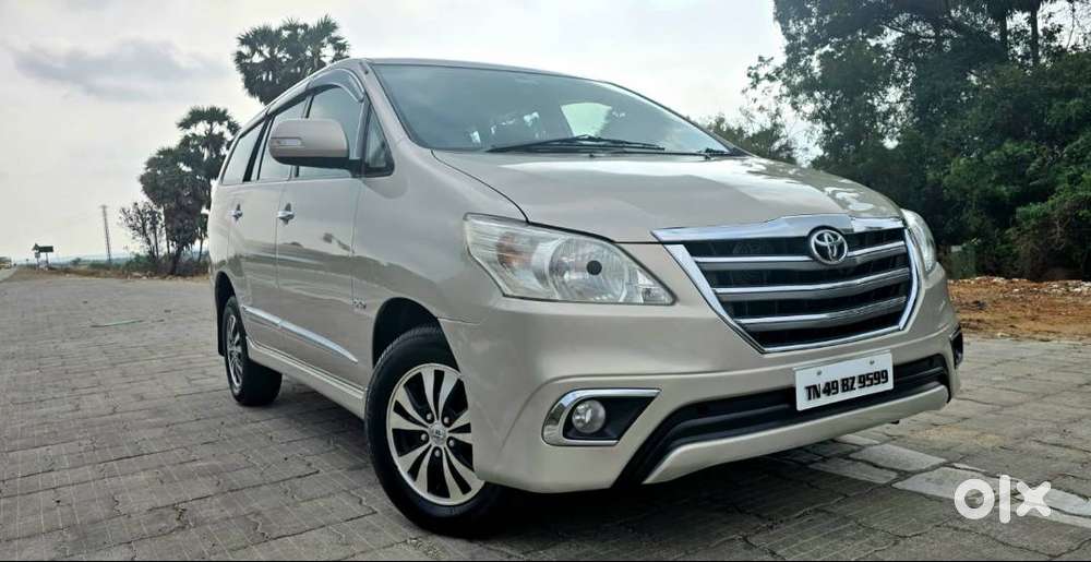 Toyota Innova 2.5 Z 87540 Km Driven