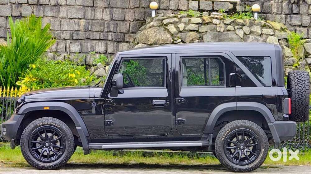 Mahindra Thar Roxx Mx5 Petrol At 2wd, 2025, Petrol
