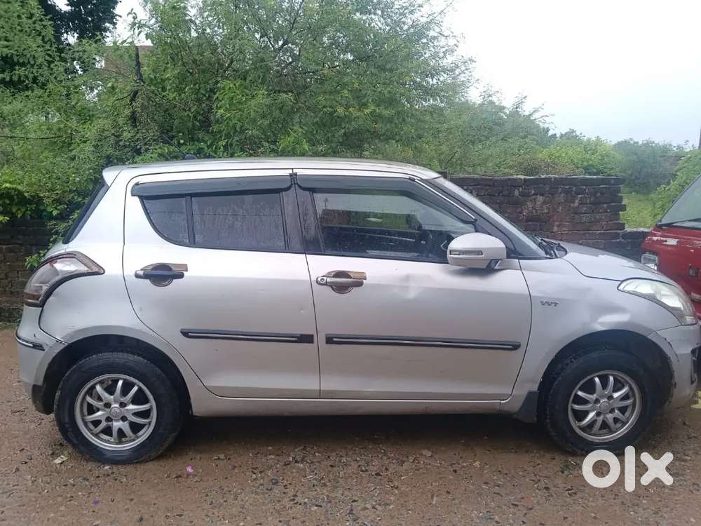 Maruti Suzuki Swift Petrol 2016
