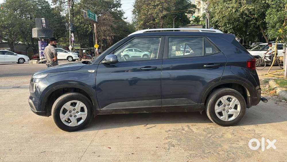 Hyundai Venue S 1.2 Petrol, 2020, Petrol