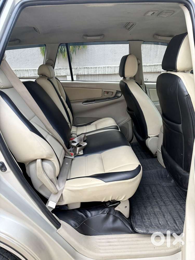 Toyota Innova 2.5 E, 2014, Diesel