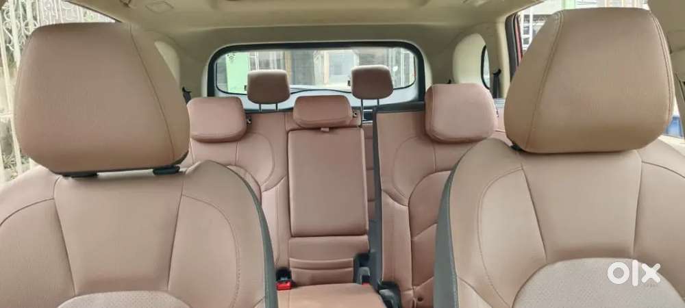 Mg Hector Plus 2024 Adas 2 Petrol Automatic 19600 Km Driven