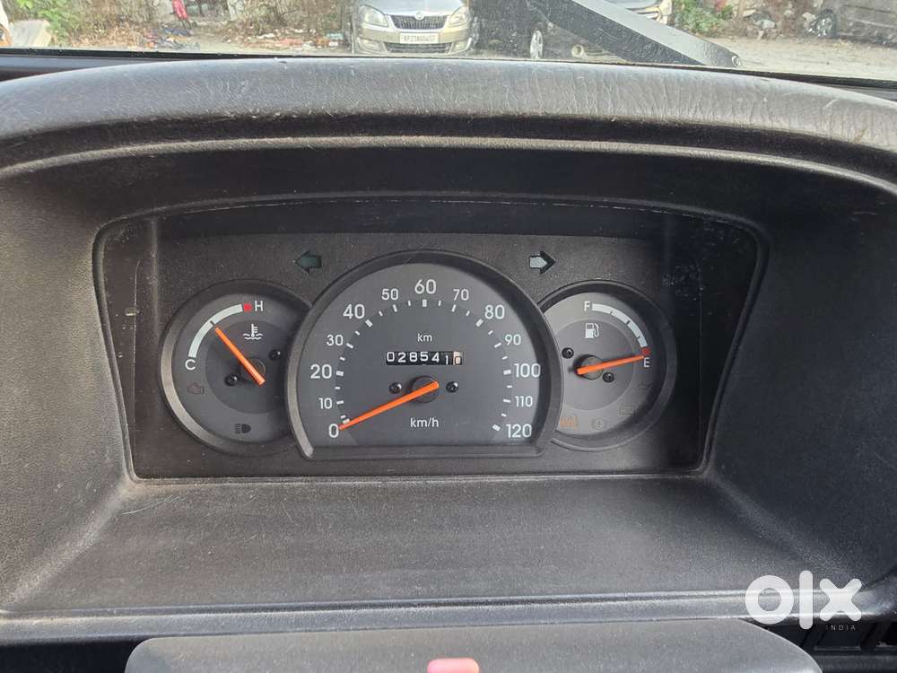 Maruti Suzuki Omni 8 Seater, 2016, Petrol