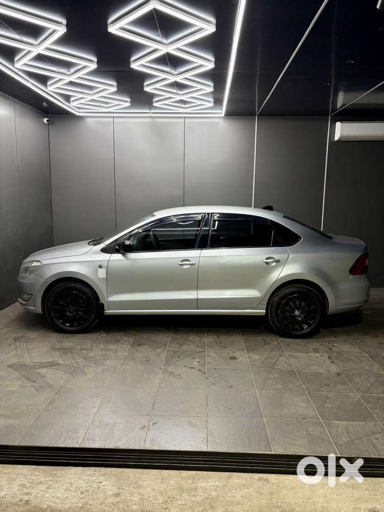 Very Well Maintained Skoda Rapid Automatic
