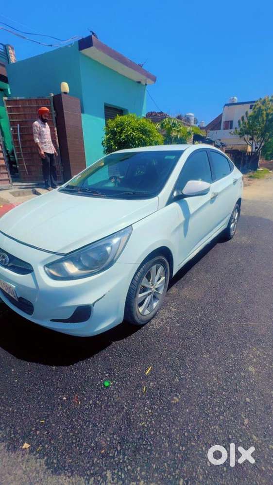 Hyundai Verna Diesel Manual 2012