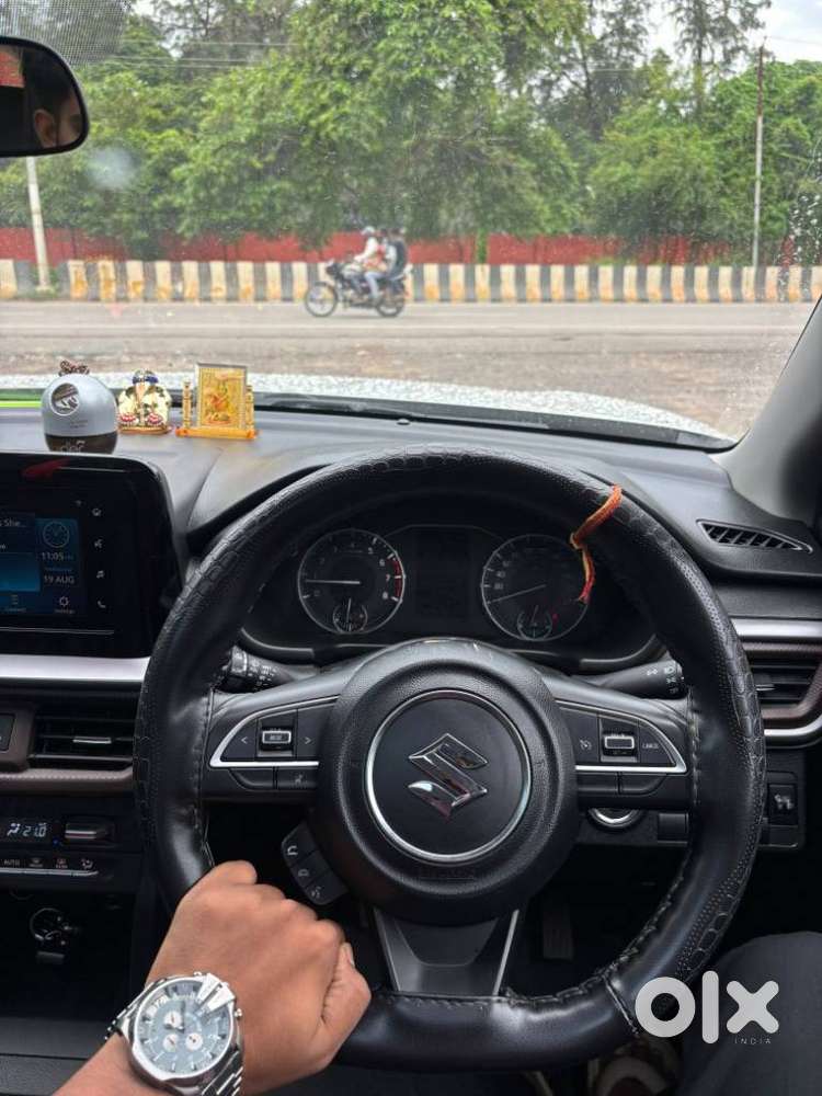 Maruti Suzuki Brezza 1.5 Zxi Plus Smart Hybrid, 2024, Petrol