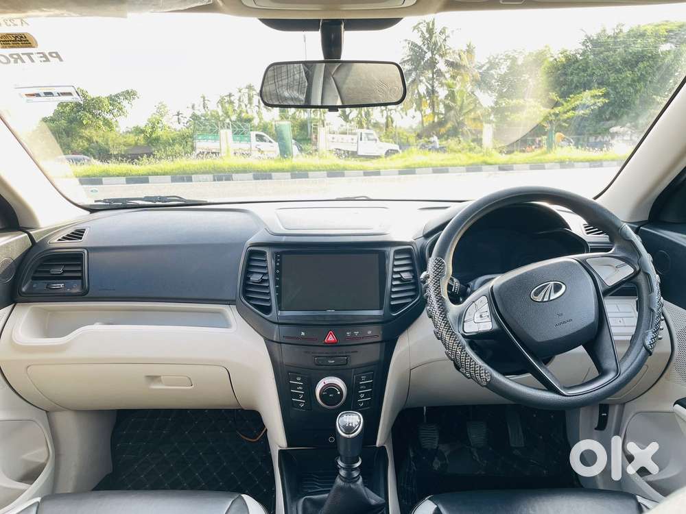Mahindra Xuv300 W6, 2022, Petrol
