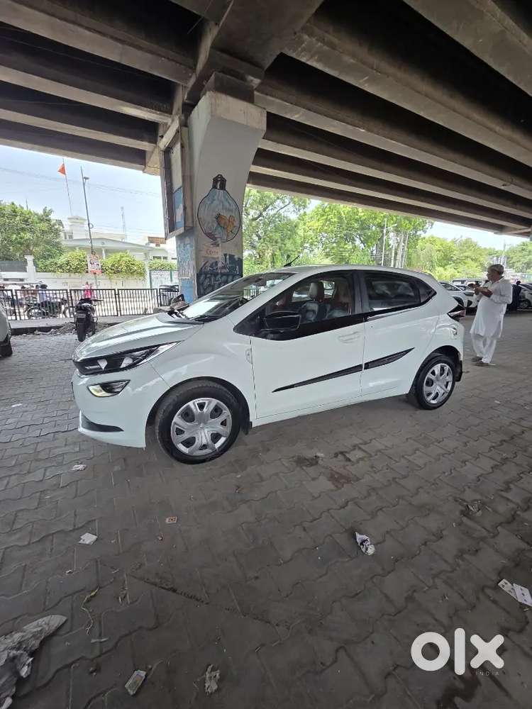 Tata Altroz 2022 Petrol Well Maintained