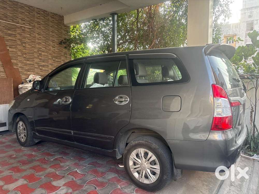 Toyota Innova 2013 Diesel Well Maintained