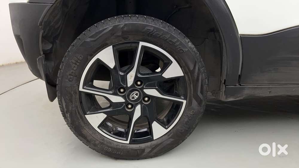 Tata Punch Creative Amt, 2022, Petrol