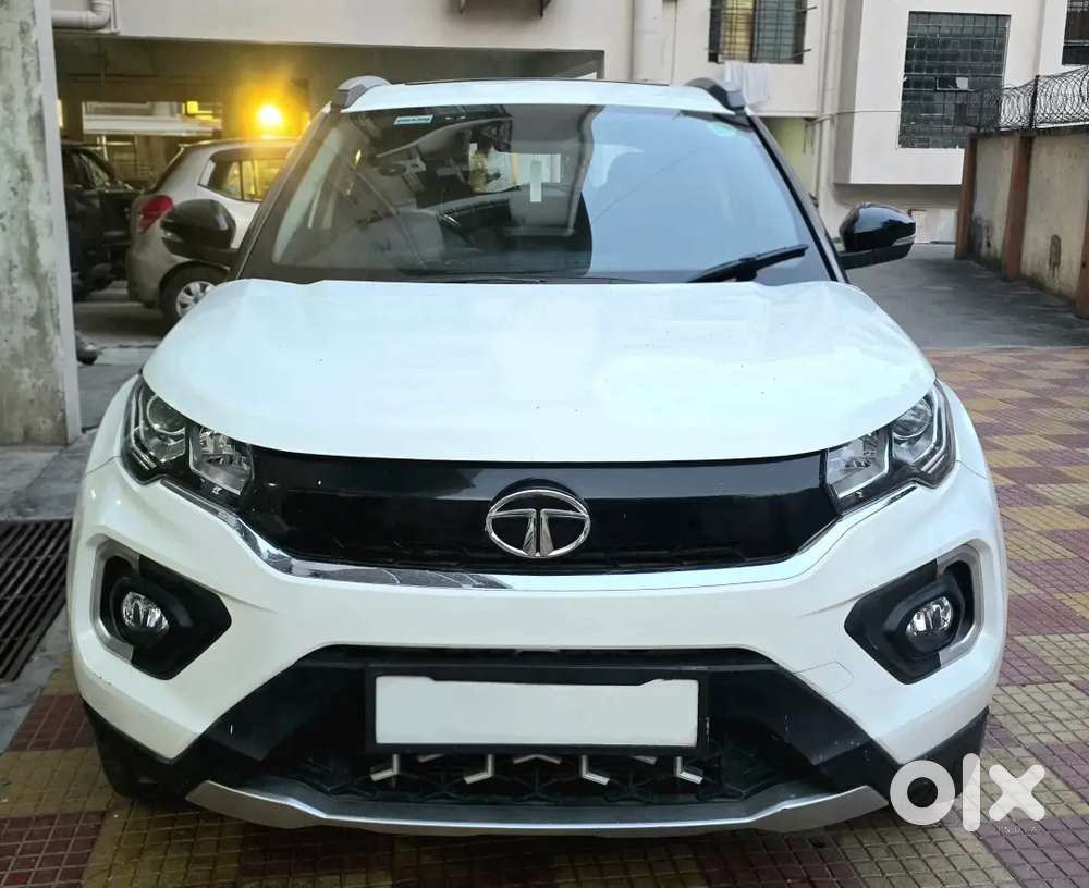 2022 Tata Nexon Xza+(o) Amt Petrol Single Owner