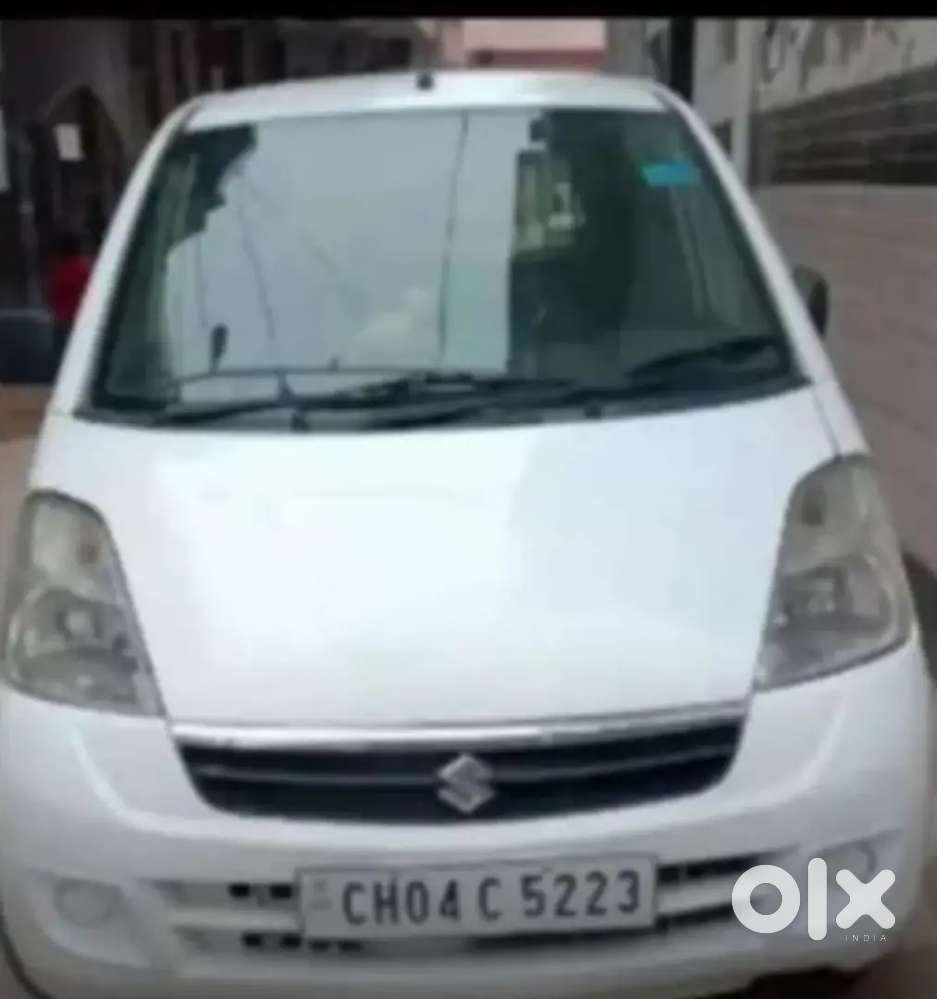 Sale Sale Dm Karo Mujhe