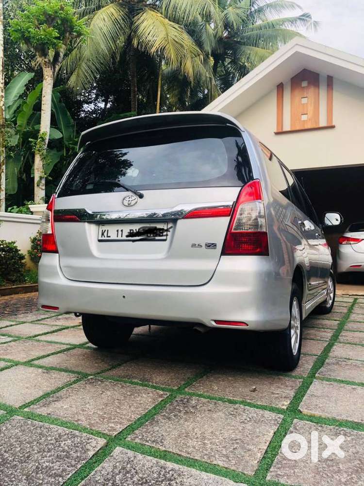 Toyota Innova 2.5 Z Diesel 7 Seater Bs Iv, 2014, Diesel