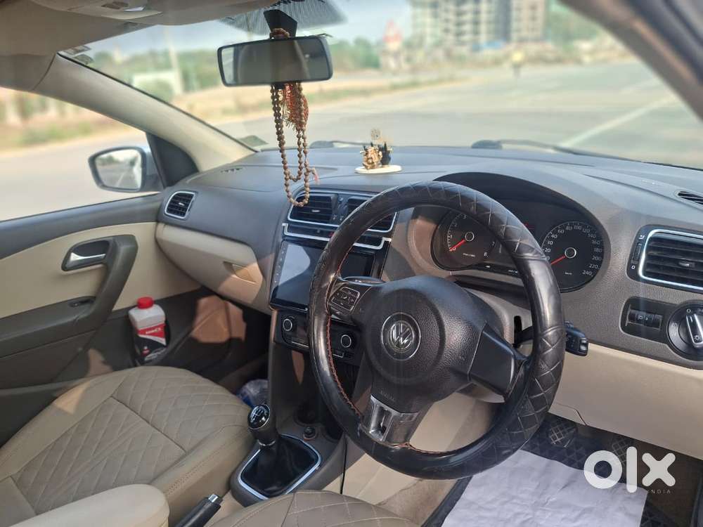 Volkswagen Vento 2010-2013 Petrol Highline, 2014, Petrol