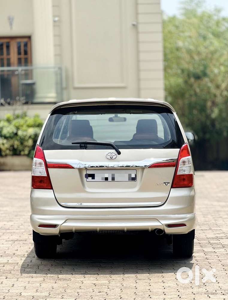 Toyota Innova 2.5 G (diesel) 7 Seater, 2015, Diesel