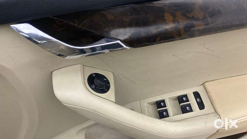 Skoda Octavia 1.8 Tsi Style Plus At, 2016, Petrol