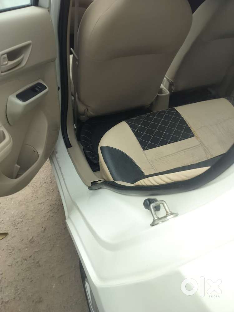 Maruti Suzuki Dzire 1.2 Vxi Cng, 2023, Cng & Hybrids