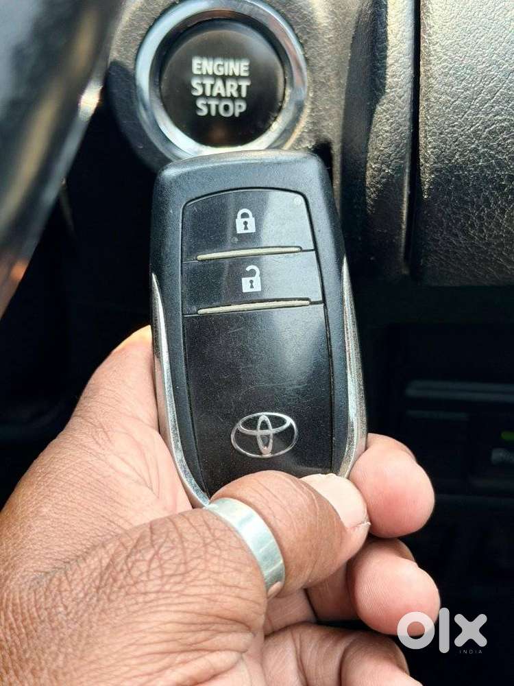 Toyota Innova Crysta 2.4 Z 7 Str, 2016, Diesel