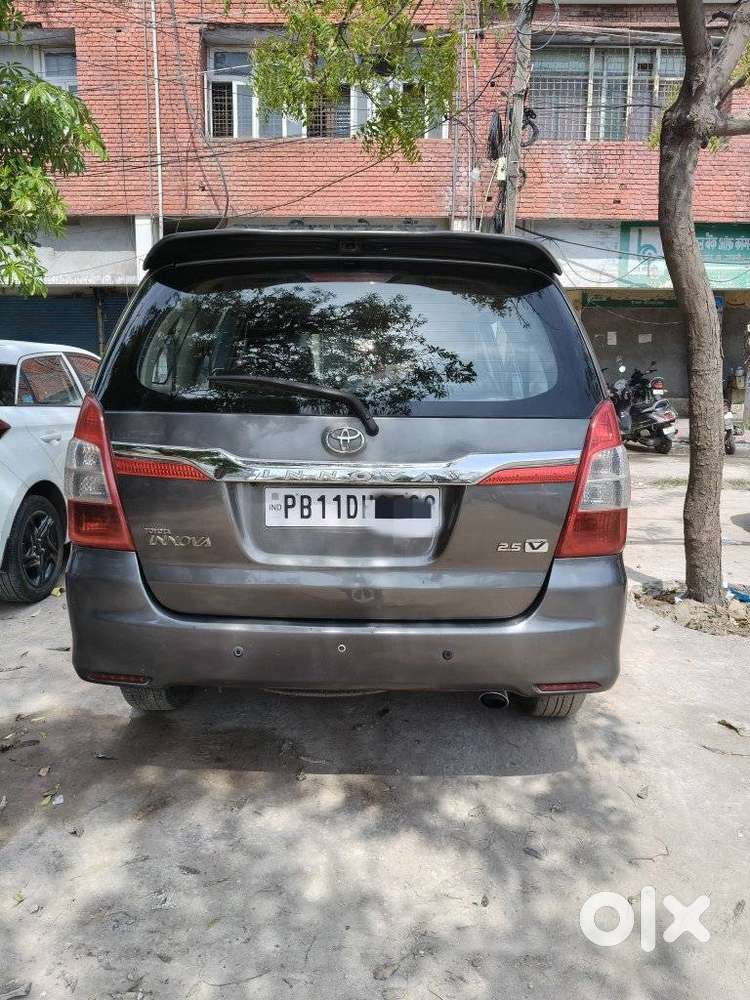 Toyota Innova