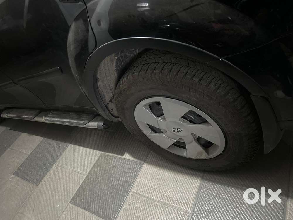 Mahindra Xuv500 2016 Diesel 49300 Km Driven