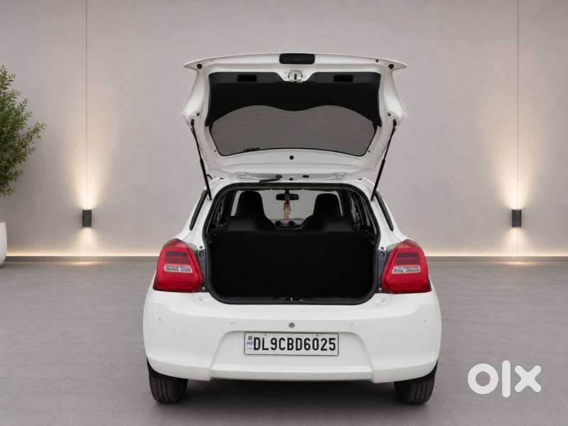 Maruti Suzuki Swift Lxi, 2023
