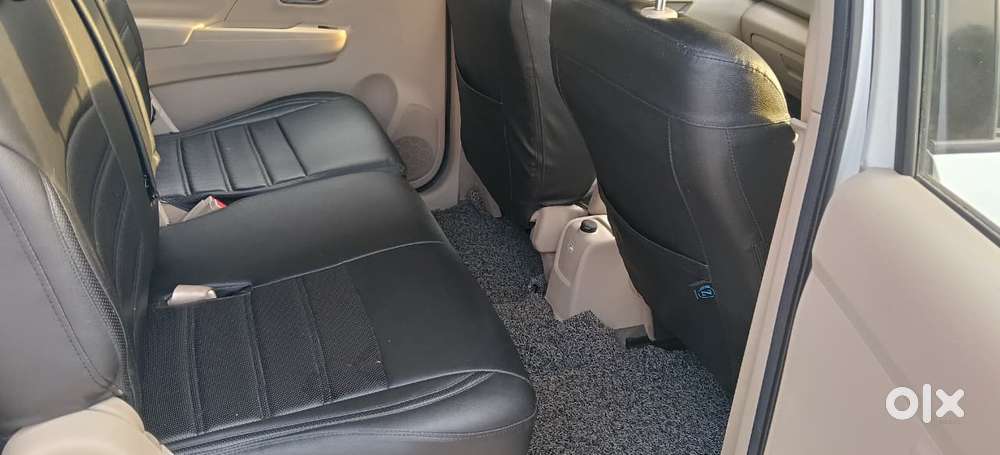 Maruti Suzuki Ertiga 2022-2023 Vxi Cng, 2025, Cng & Hybrids