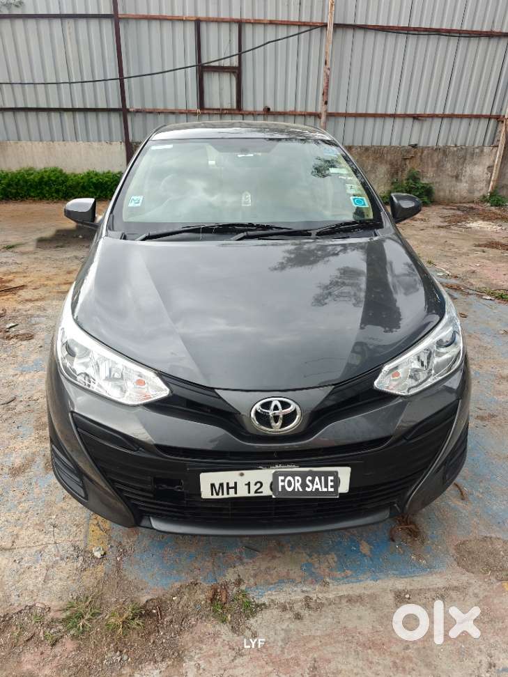Toyota Yaris J Cvt, 2018, Petrol