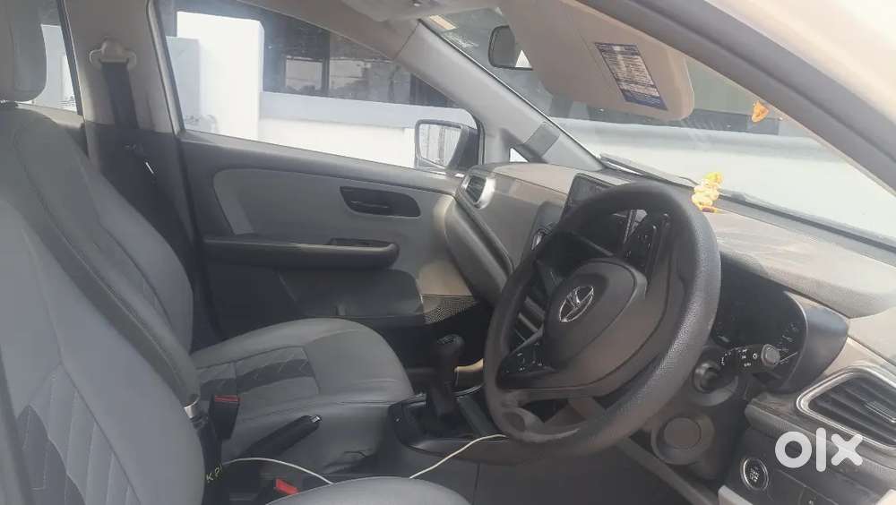 White Colour Car With Full Company Service Record