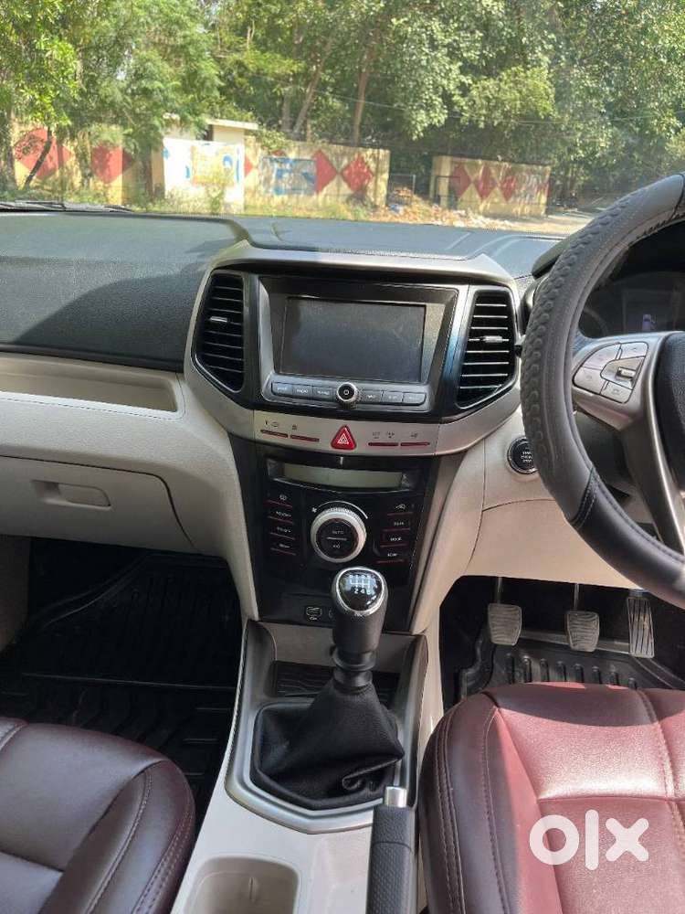 Mahindra Xuv300 W8, 2021, Petrol