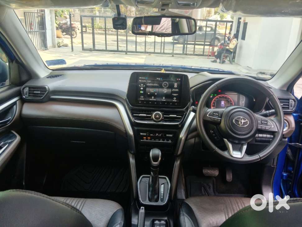 Toyota Urban Cruiser Hyryder 1.5 V Hybrid, 2024