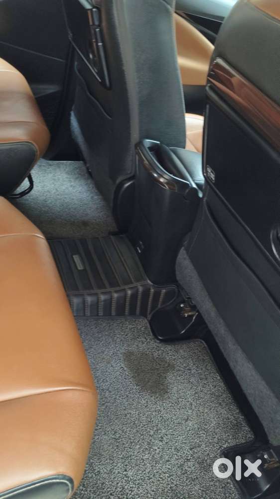 Toyota Innova Crysta 2019 Diesel Well Maintained