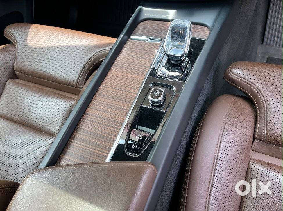 Volvo Xc60 2.0 B5 Ultimate, 2023, Petrol