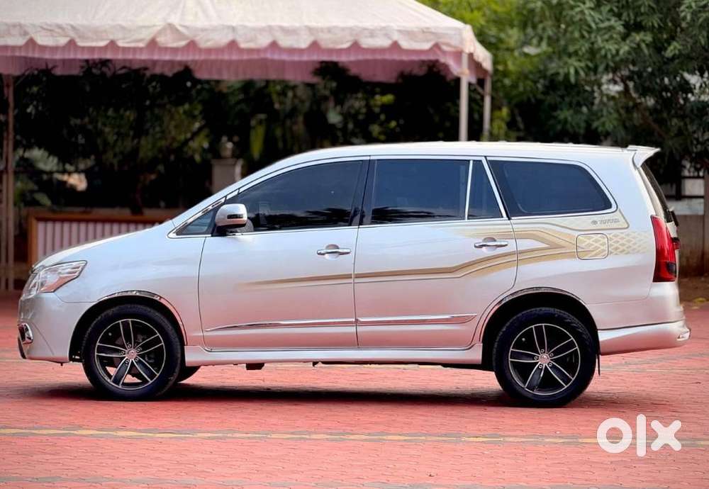 Toyota Innova 2.5 Vx 7 Str Bs-iii, 2013, Diesel