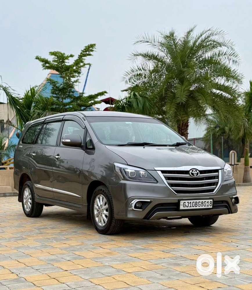 Toyota Innova 2013 Diesel 217000 Km Driven